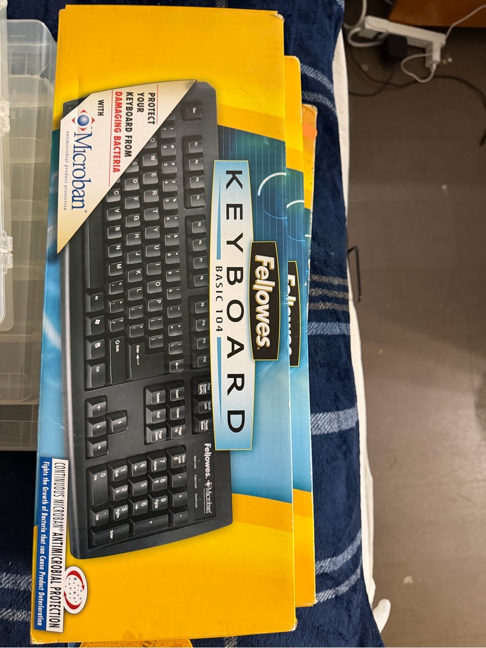 Fellowes Black Wired Keyboard – Full-Size 104-Key